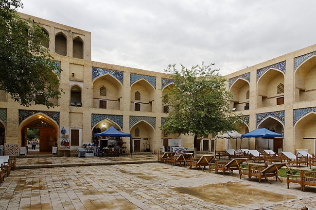 Madrasa Nodir Devon Begi-011